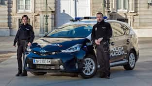 toyota-prius-policia-nacional_0 (1)